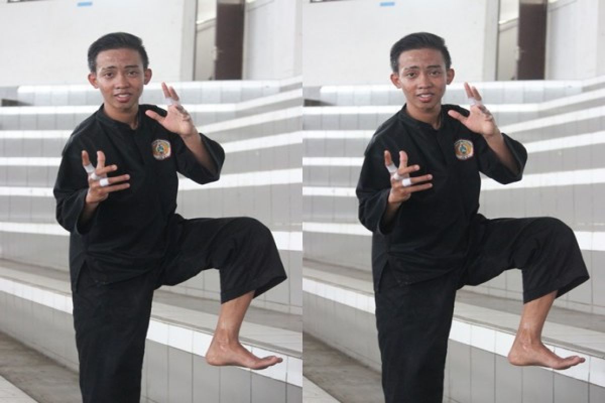 Andeni Muslim; juara silat