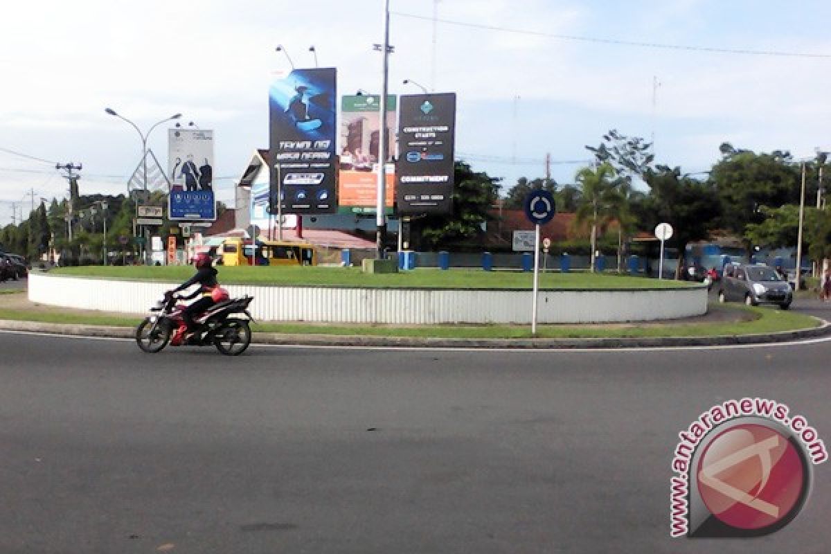 Dishub Yogyakarta akan hilangkan pembatas Jalan Terban