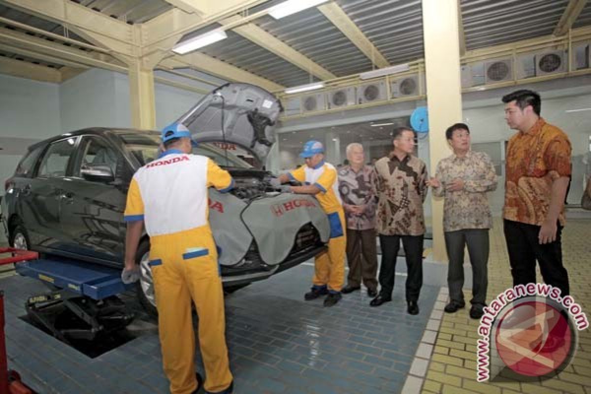 Honda Mitra Jatiasih ditargetkan jual 80 unit/bulan