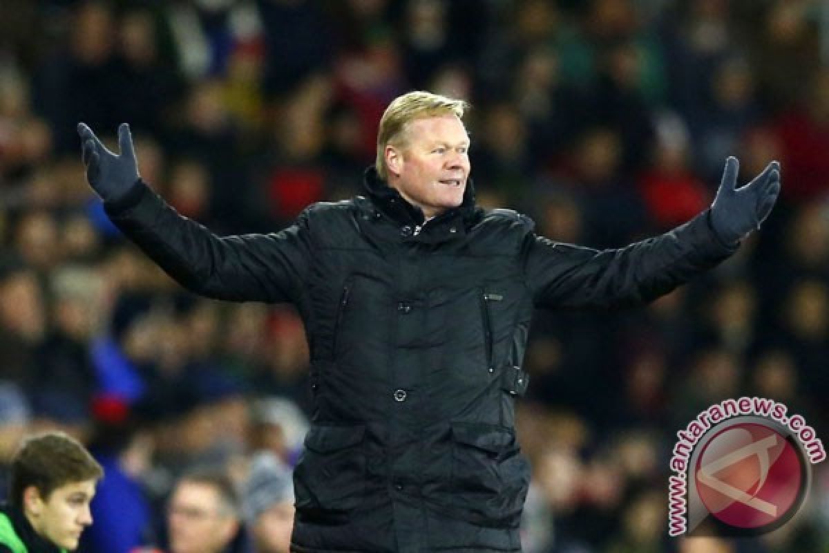 Everton perlu waktu untuk pelajari taktik Koeman