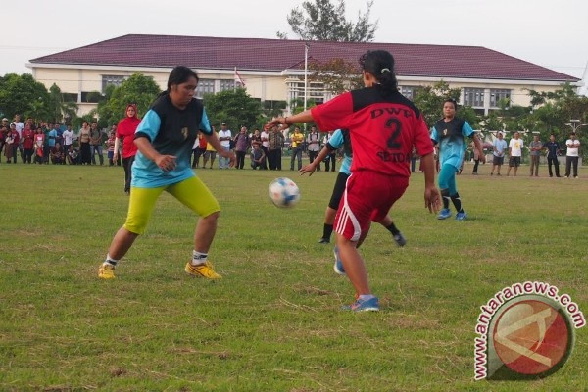 11 Klub Sepak Bola Wanita Meriahkan HUT Perkebunan