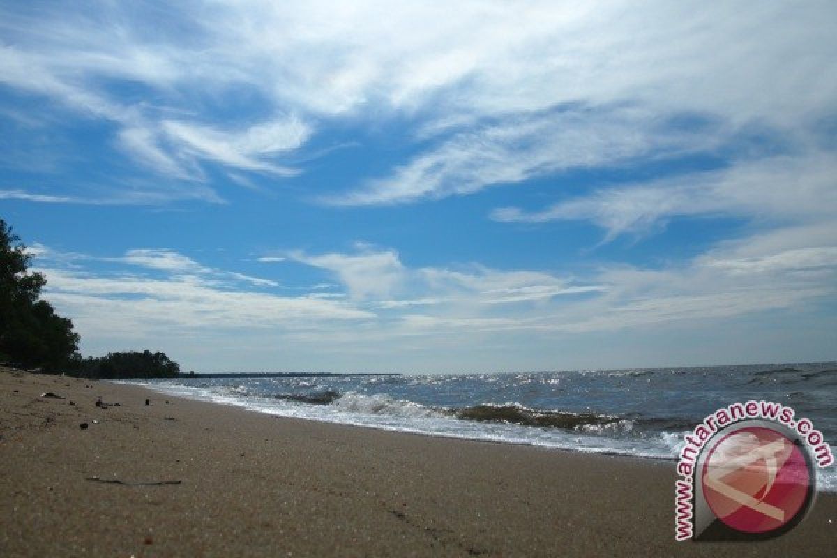 Pantai Air Mata Permai Tempat Favorit Berwisata Akhir Pekan