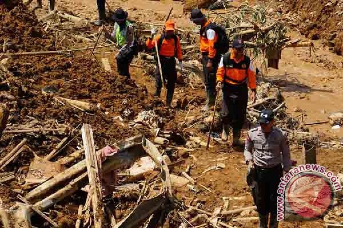 Korban tewas longsor Banjarnegara menjadi 79 orang