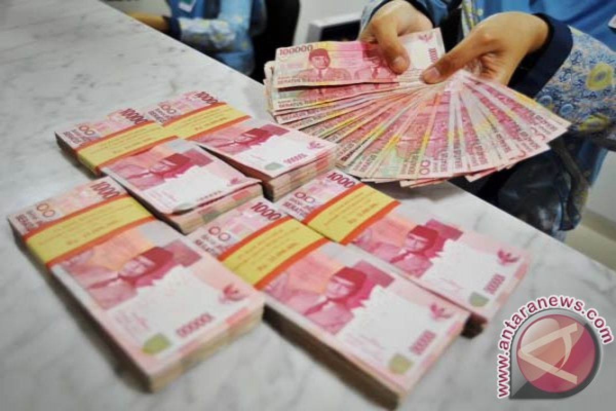 Rupiah menguat Rp12.954