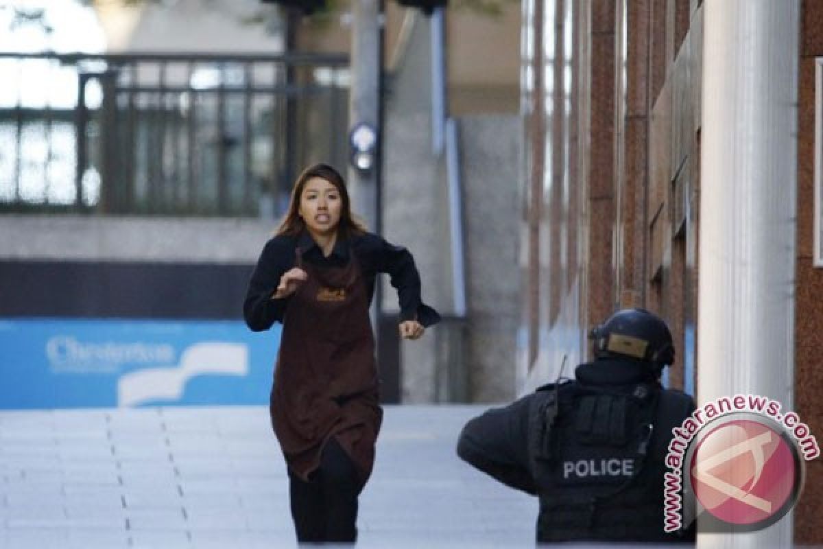 Tiga orang tewas pada akhir penyanderaan di Sydney