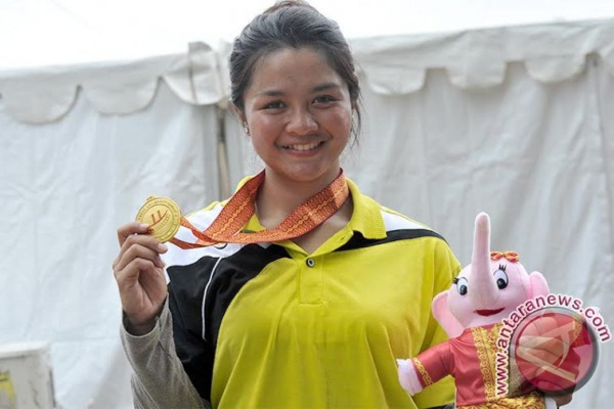 Atlet panahan Dellie dipersiapkan seleksi Sea Games 2015