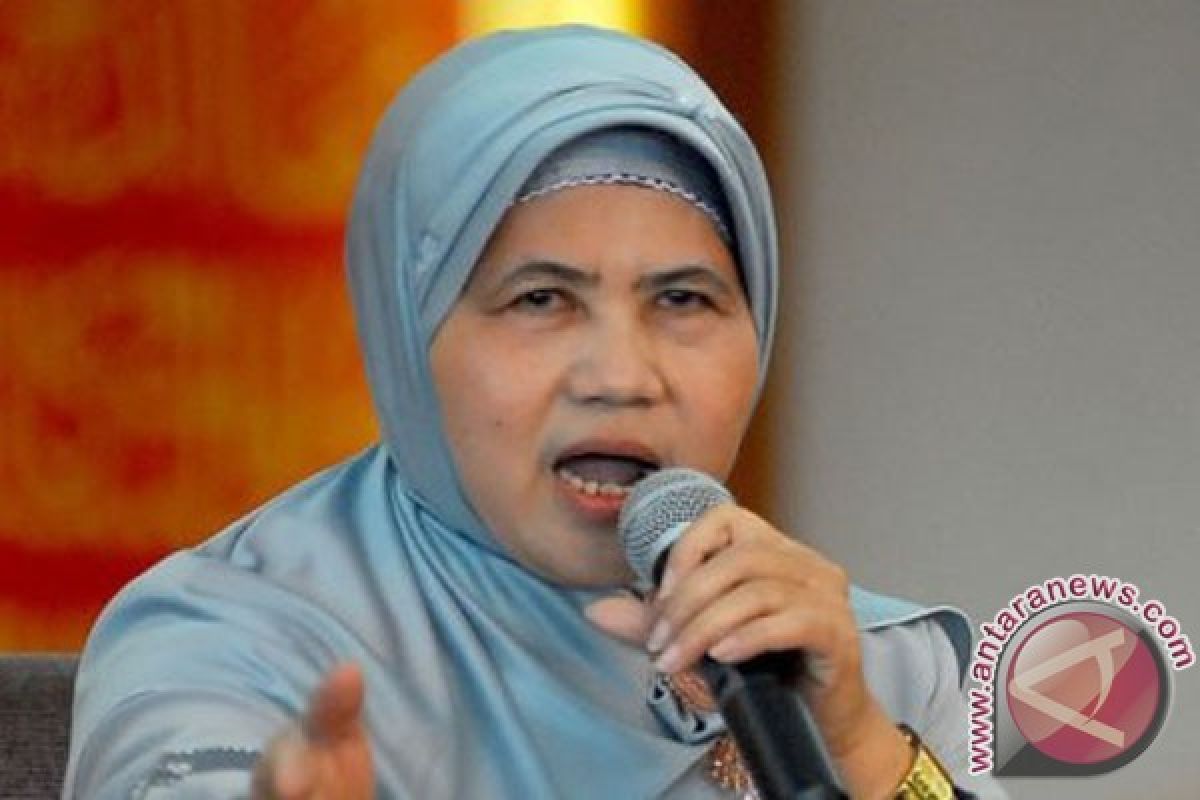 Mamah Dedeh: Tumbuhkan kembali penghargaan hak-hak perempuan