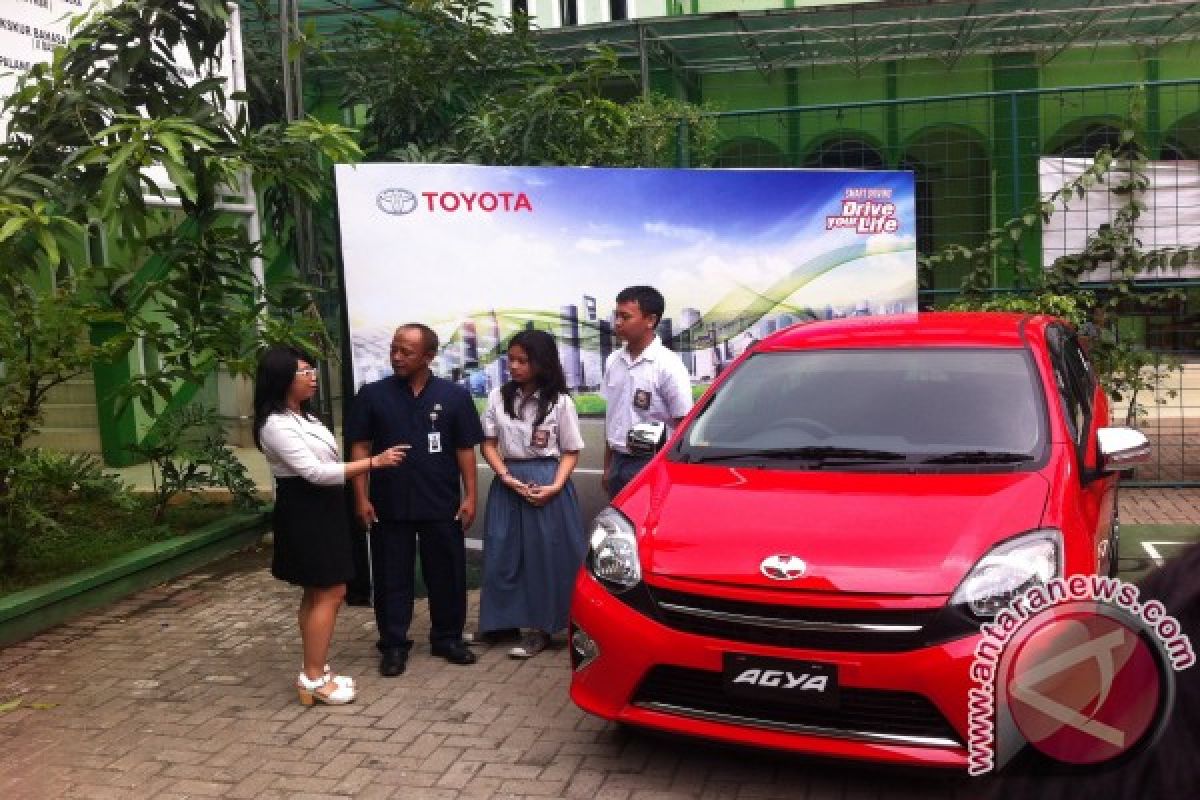 "Smart driving" ala Toyota merambah SMA