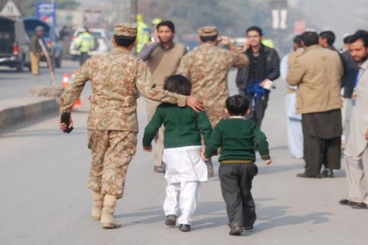 84 anak tewas dalam serangan ke satu sekolah di Pakistan