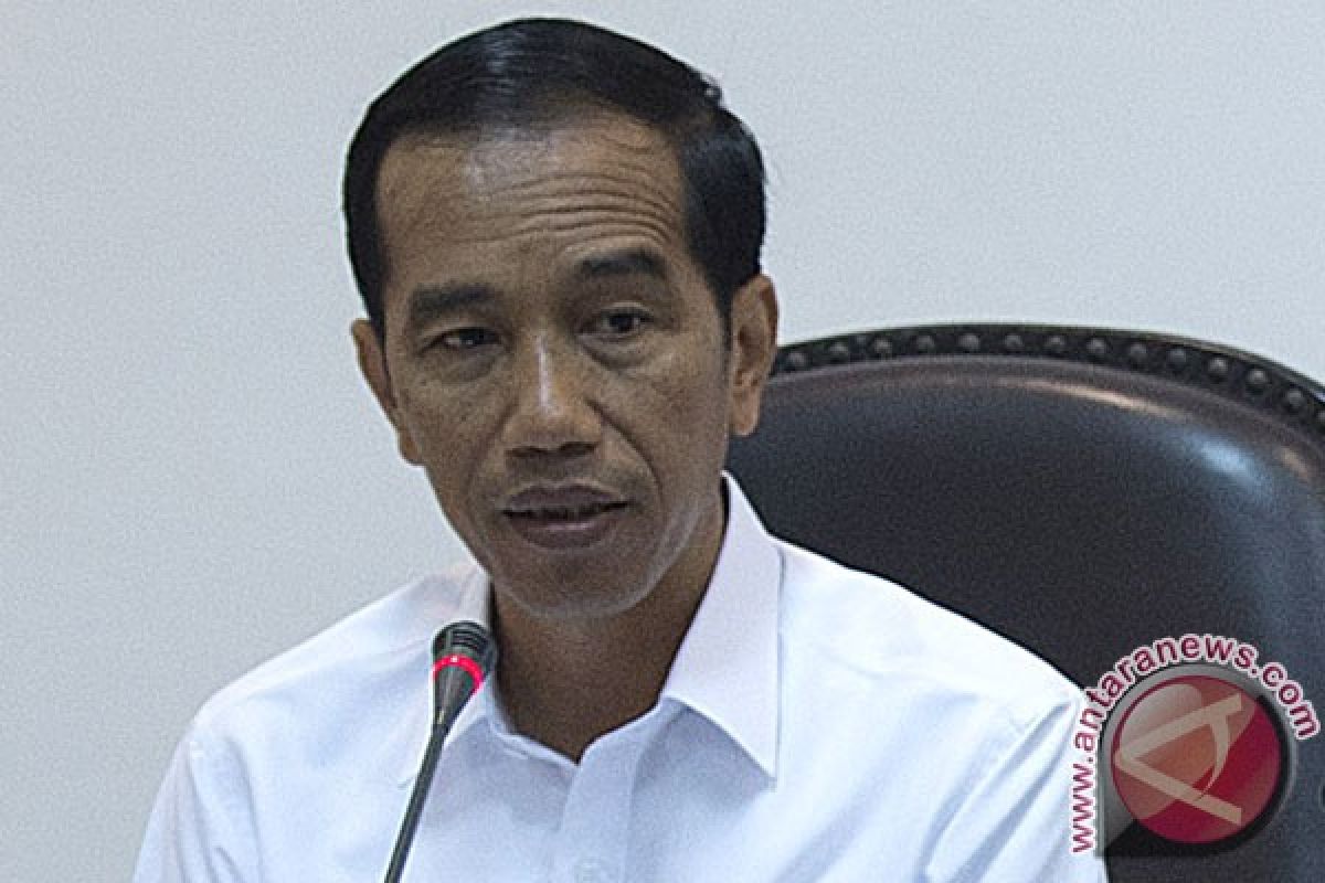 Jokowi minta industri manfaatkan momentum pelemahan rupiah