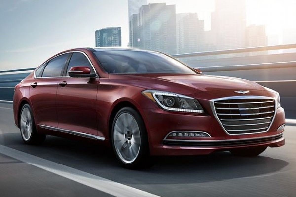 Hyundai Genesis mobil teraman 2014