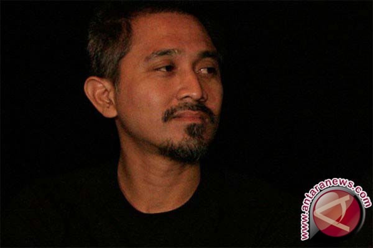 Lukman Sardi dan cinta keluarga