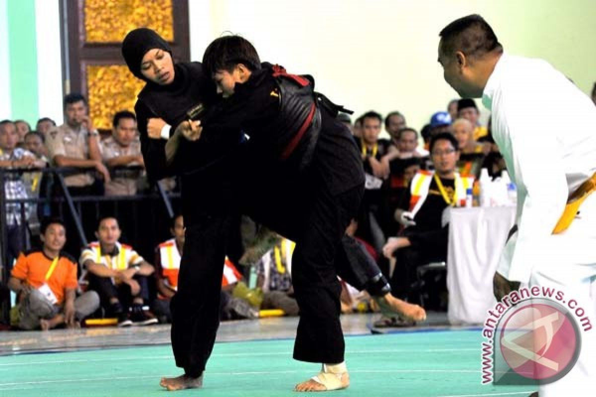 Bandung tuan rumah temu pendekar pencak silat