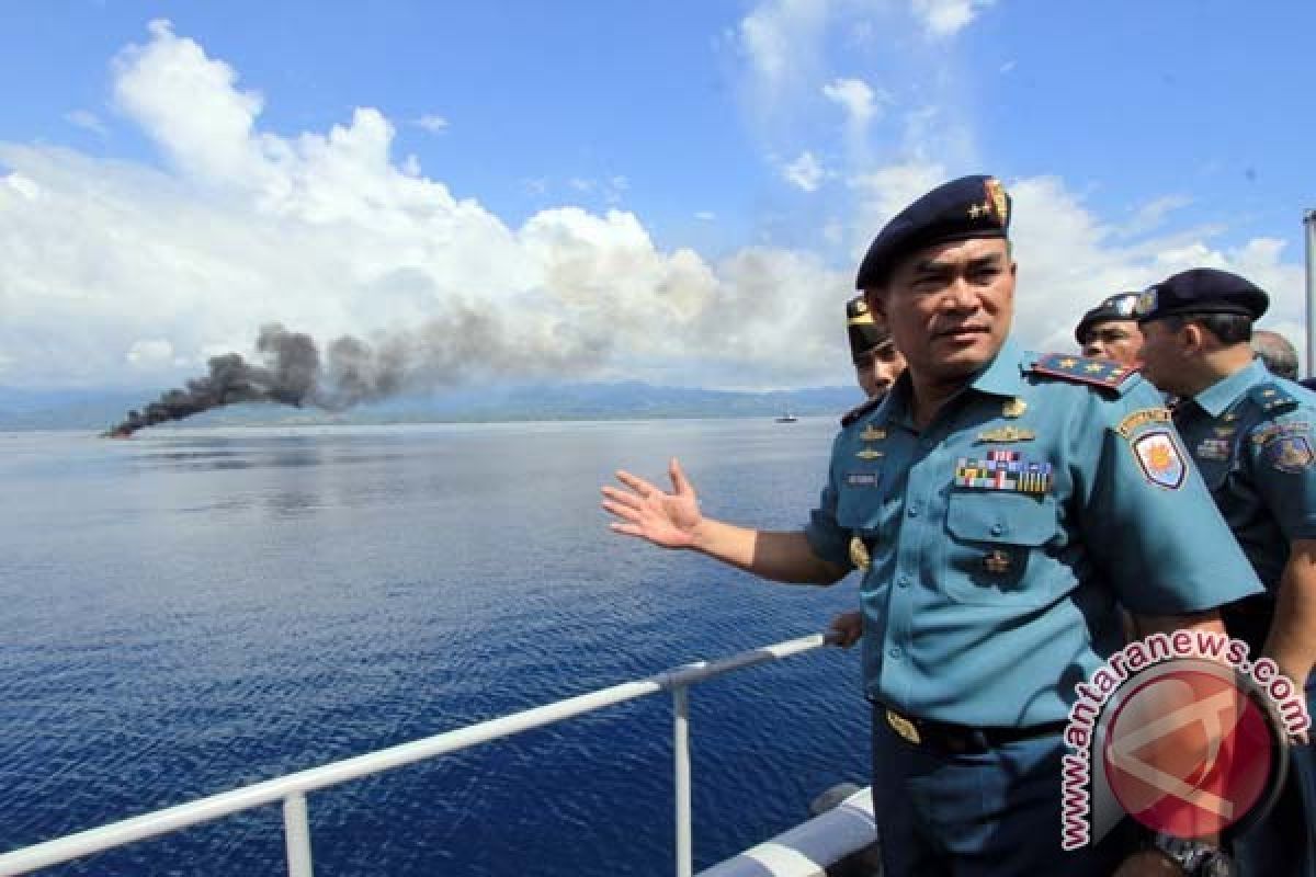 Giliran TNI AL Armatim Tenggelamkan Dua Kapal Ikan Asing