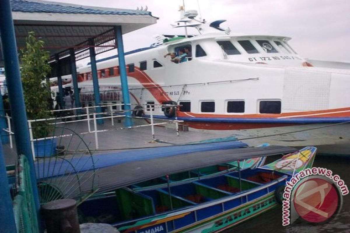 Jumlah penumpang kapal cepat Palembang-Bangka merosot