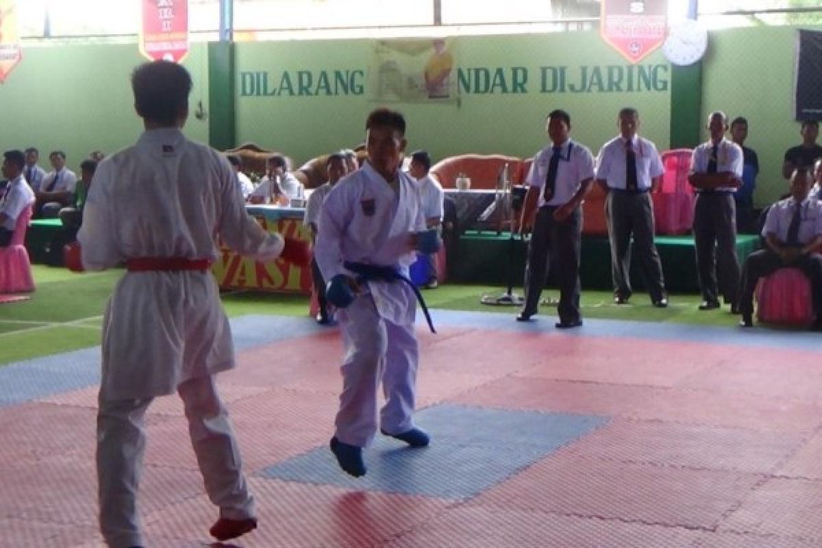 Porprov Sumbar - Mentawai Rebut Satu Emas Cabor Karate