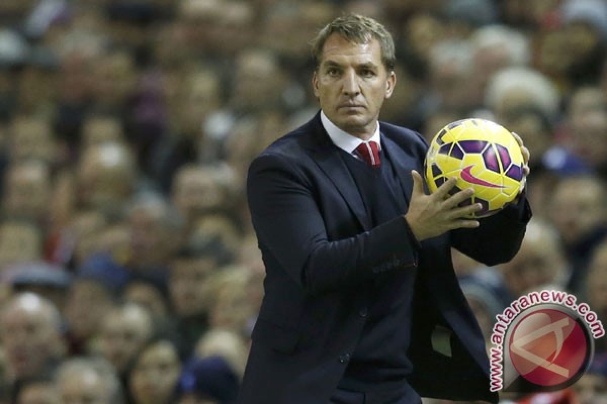 Rodgers bersikap santai perihal kembalinya Ba ke Anfield