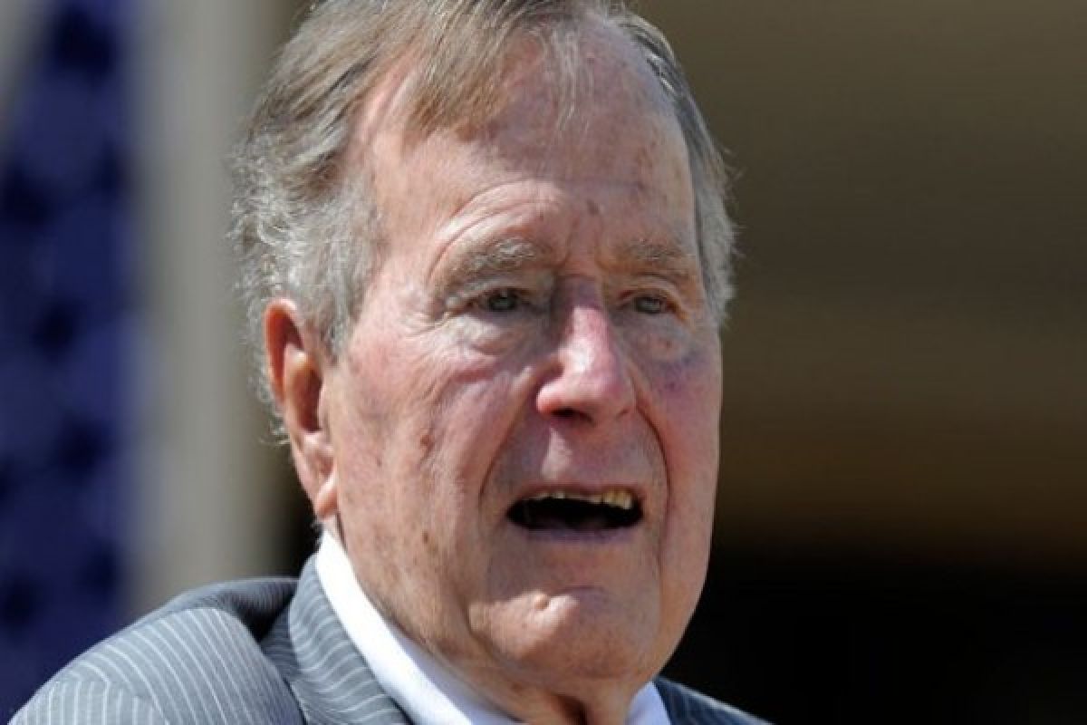 Former US President George H.W. Bush in hospital
