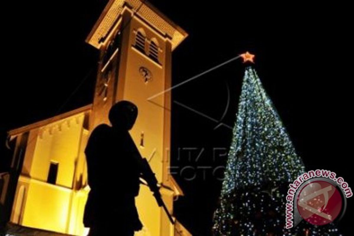 1.111 Personel Amankan Natal Dan Tahun Baru