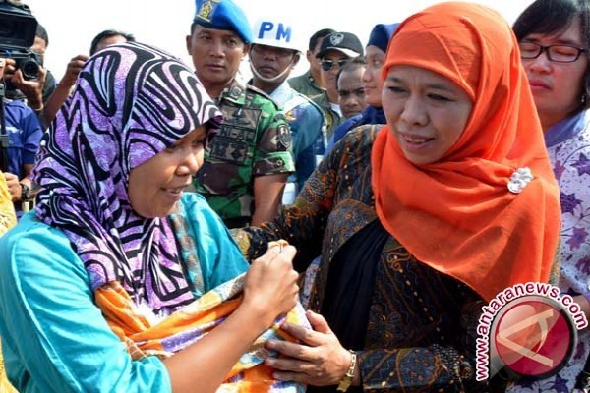 Mensos Sidak Pusat Distribusi Bantuan Pangan