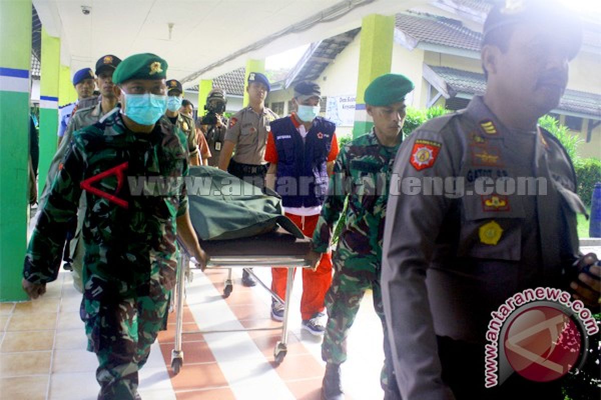 Satpolair Kotim Sisir Perairan Cari Korban Airasia