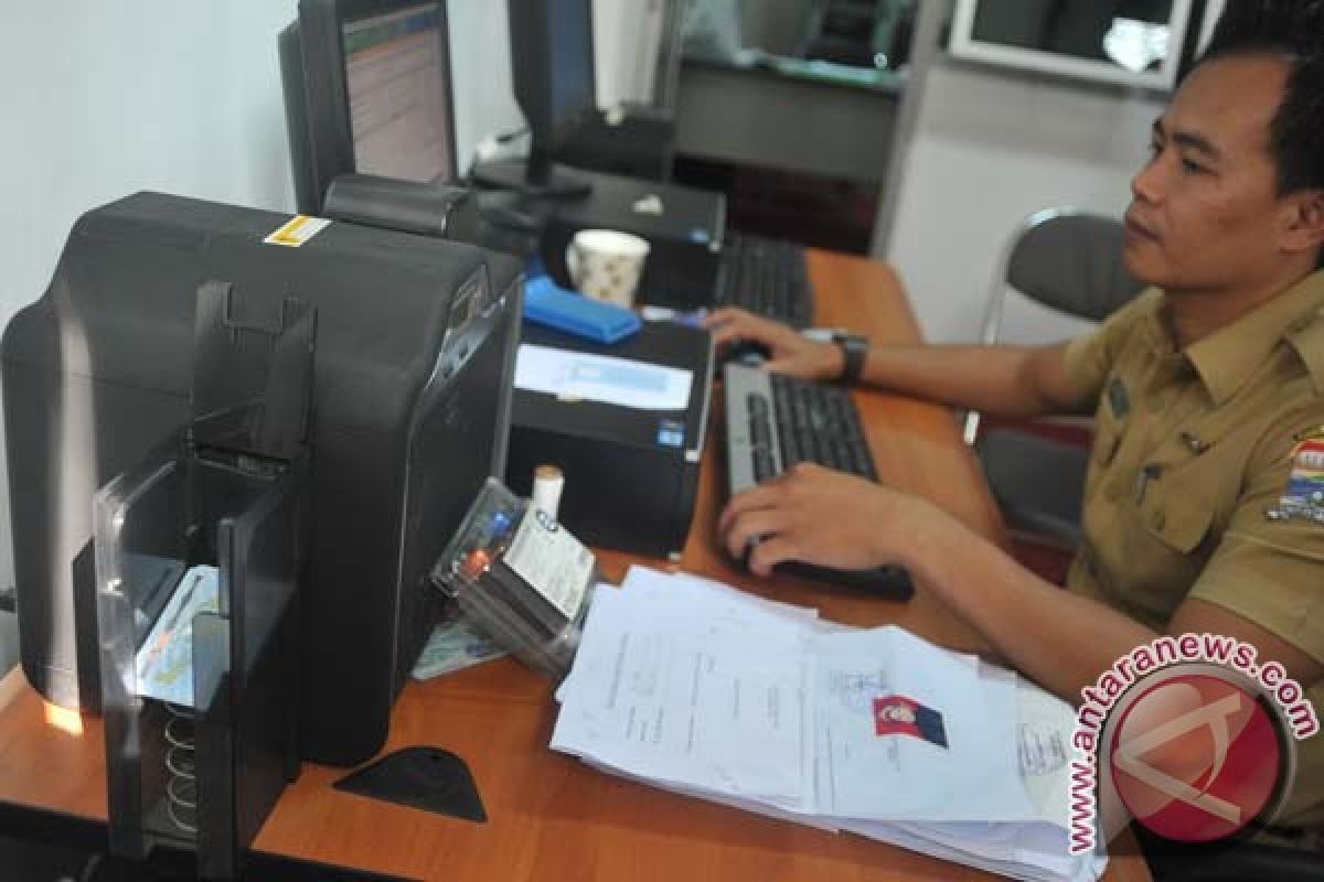 Dua juta warga Jatim belum terekam e-KTP