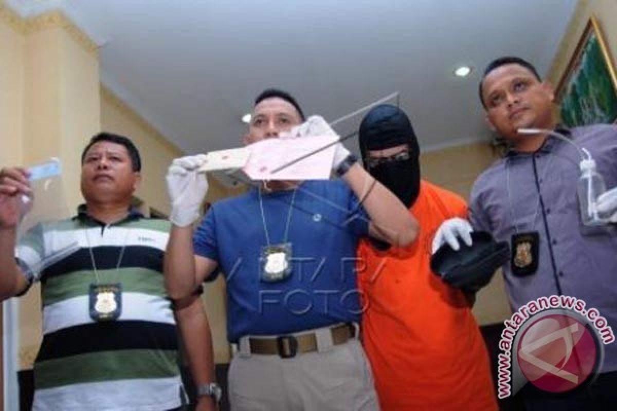 Musikus FRM Ditangkap Polisi atas Kepemilikan Heroin