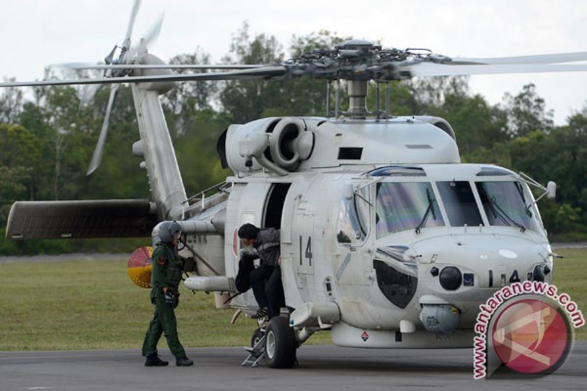 Dua helikopter Jepang bawa jenazah penumpang AirAsia