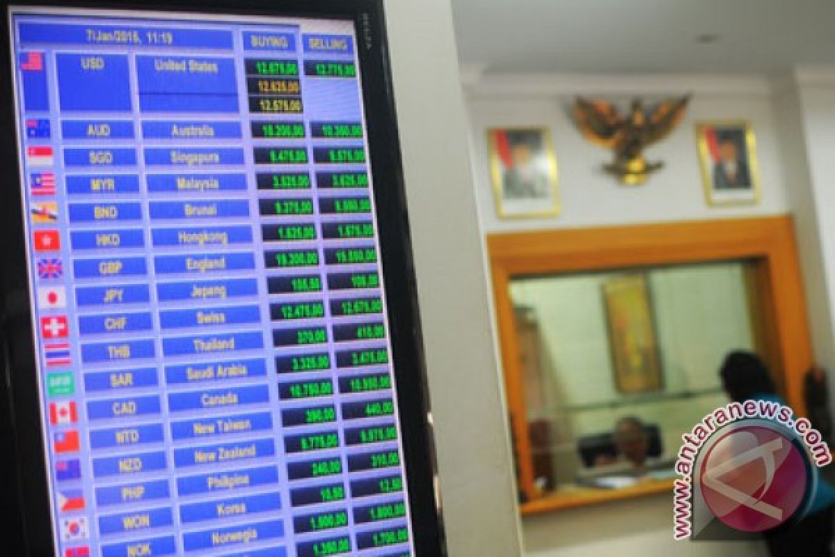 Rupiah Kamis sore menguat menjadi Rp13.156