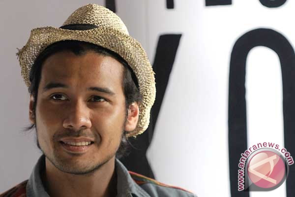 Chicco Jerikho masak untuk Raisa