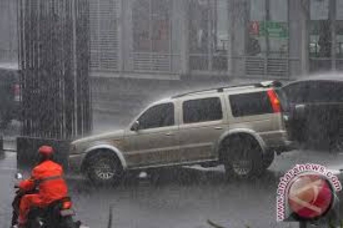 BMKG: Cuaca Sumbar Saat Lebaran Berpotensi Hujan