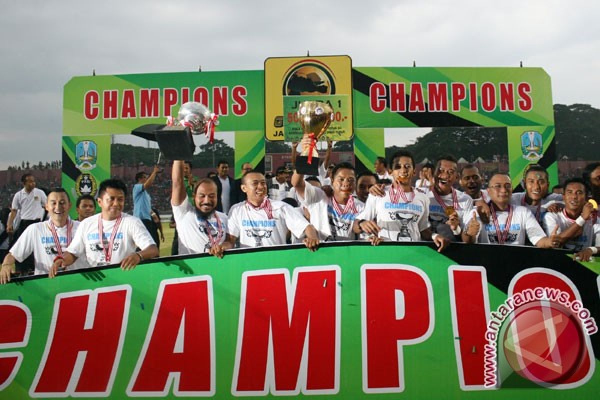 Persik juara Piala Gubernur Jatim XII