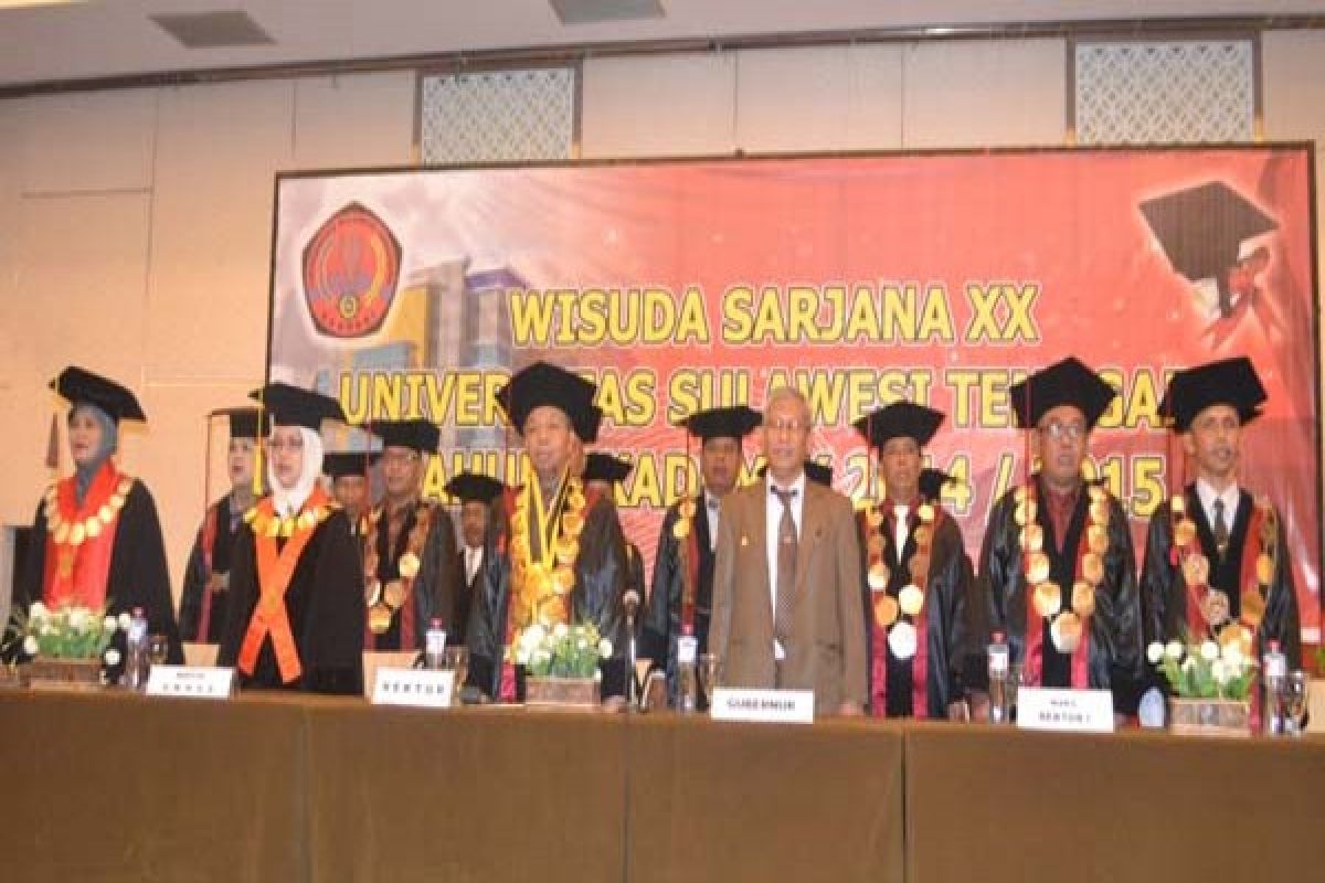 Universitas Sulawesi Tenggara Wisuda  436 Sarjana  