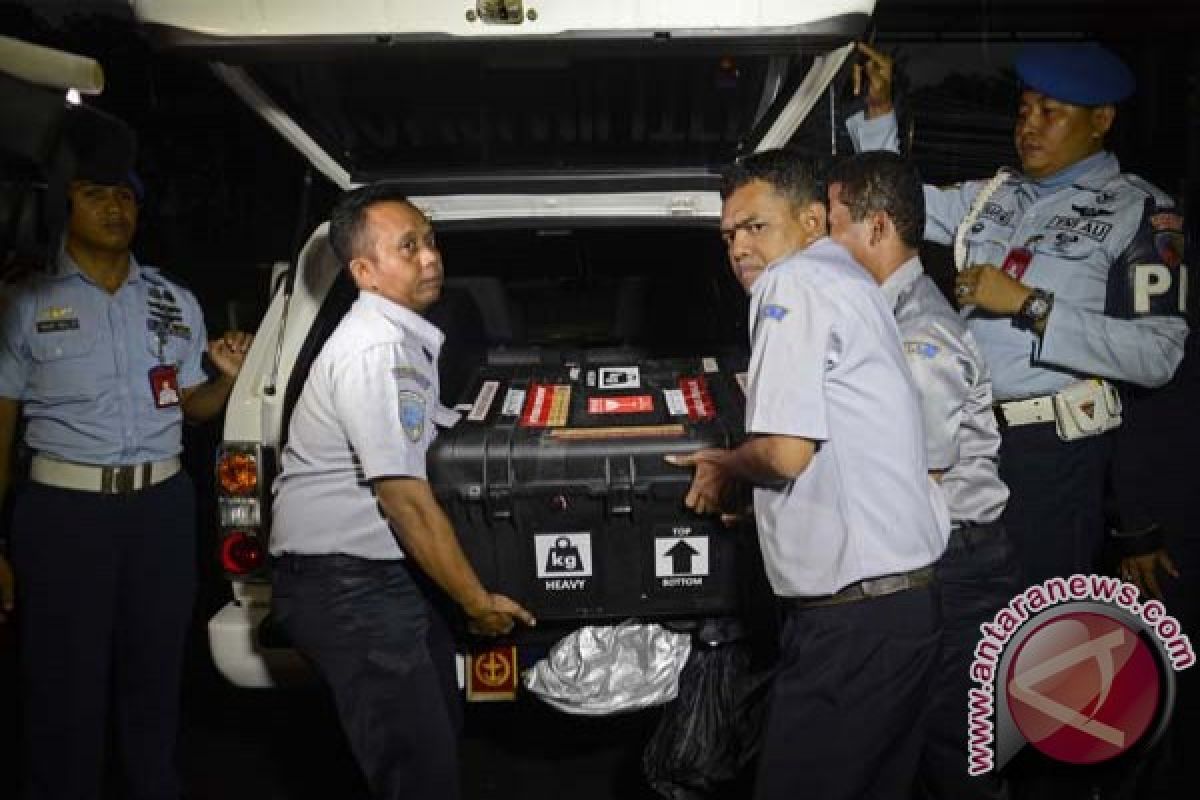 KNKT: butuh waktu untuk baca isi kotak hitam