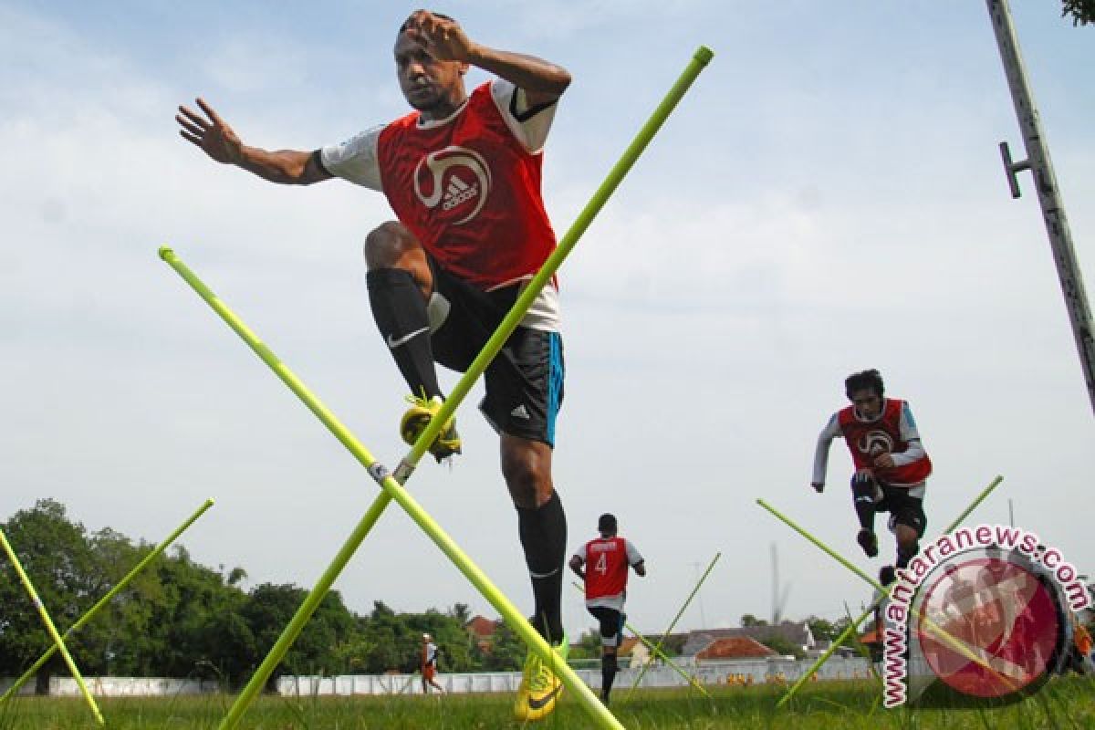 Madura United bakal munculkan pemain baru di TSC 2016