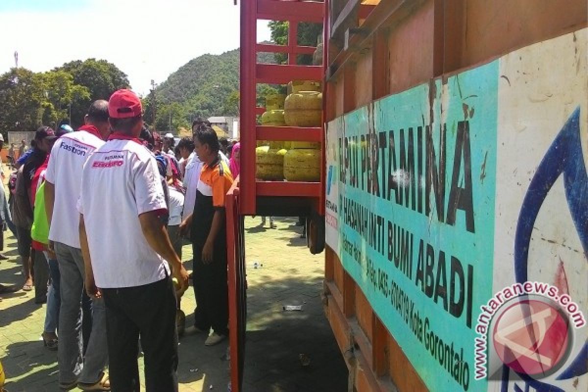 Gubernur Gorontalo Perintahkan Operasi Pasar Elpiji Tiga Kg