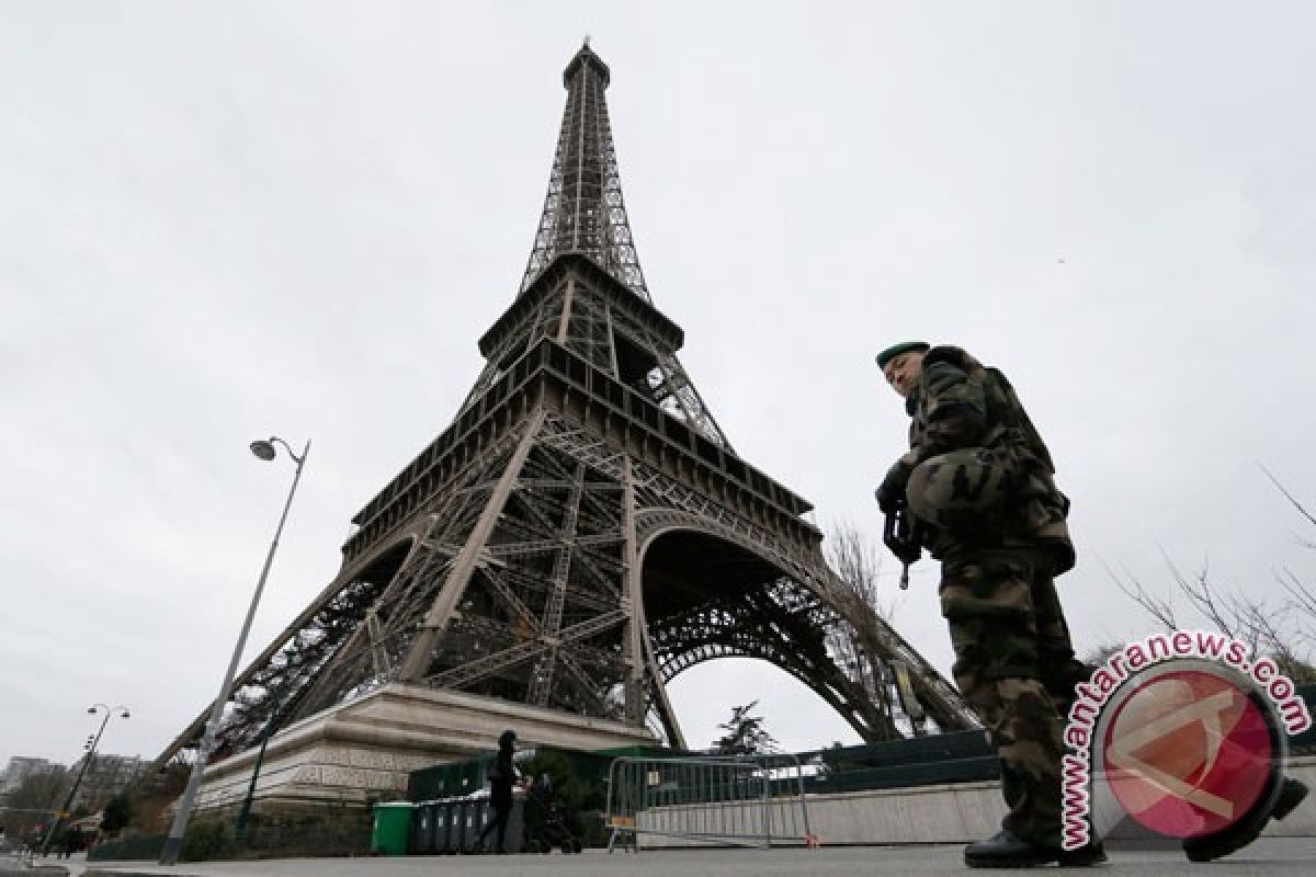Otoritas Prancis umumkan akan menutup masjid