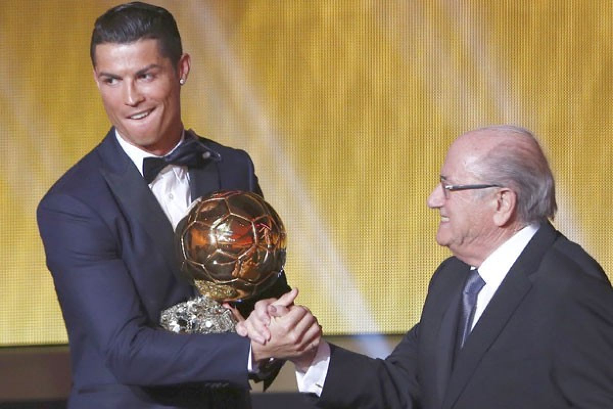 Ronaldo kandidat favorit pemain terbaik 2016 FIFA