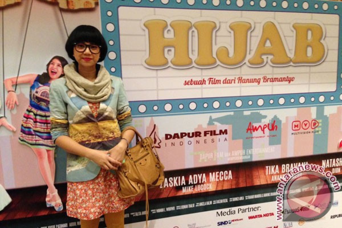 Tips jadi fashion blogger ala Diana Rikasari