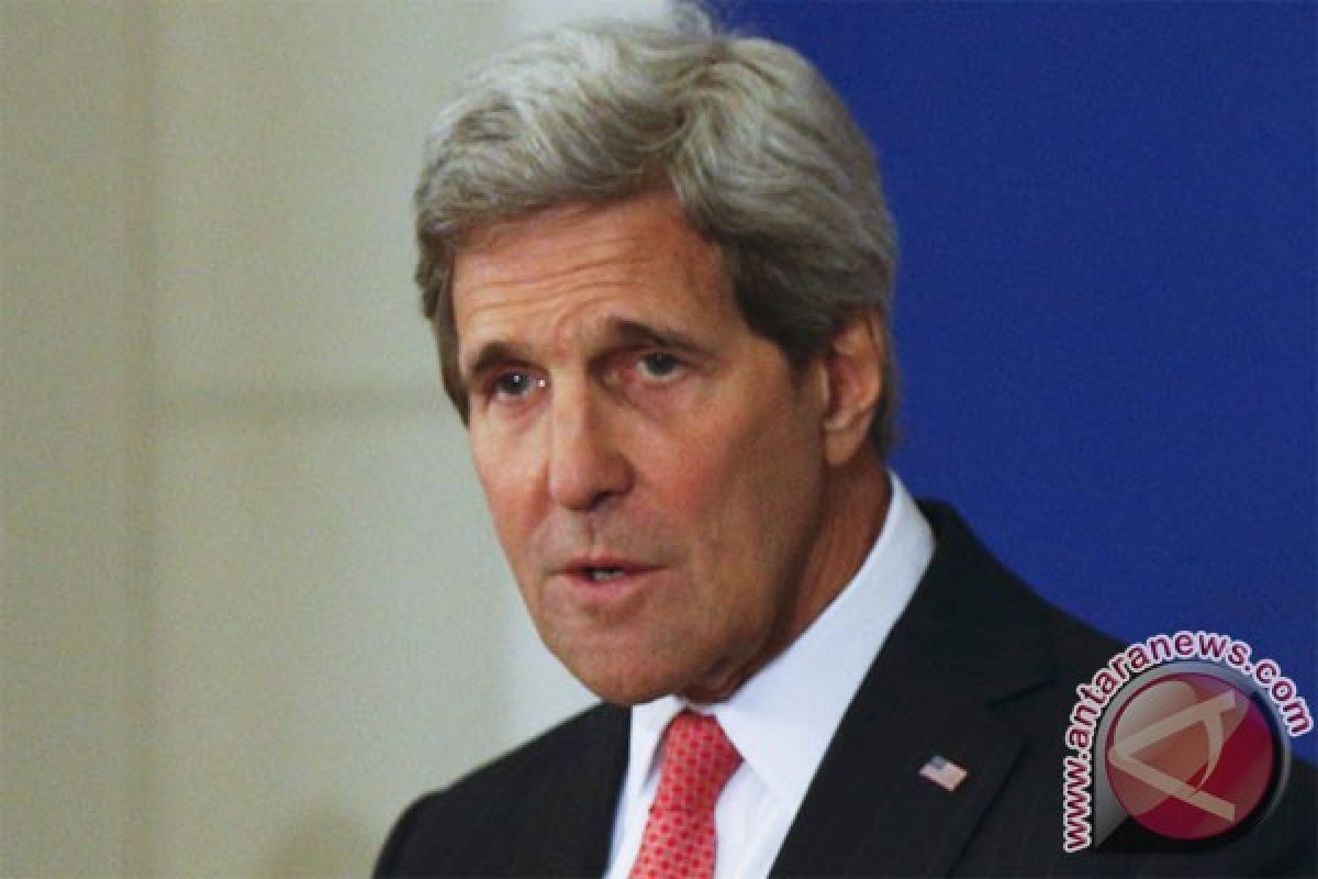 Kerry pays tribute to Saudi's Prince Saud al-Faisal