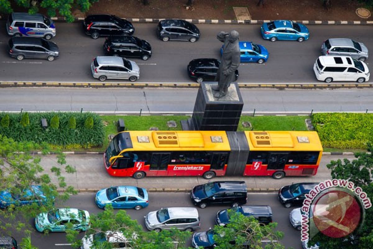 DKI mulai pembangunan jalan layang khusus Transjakarta
