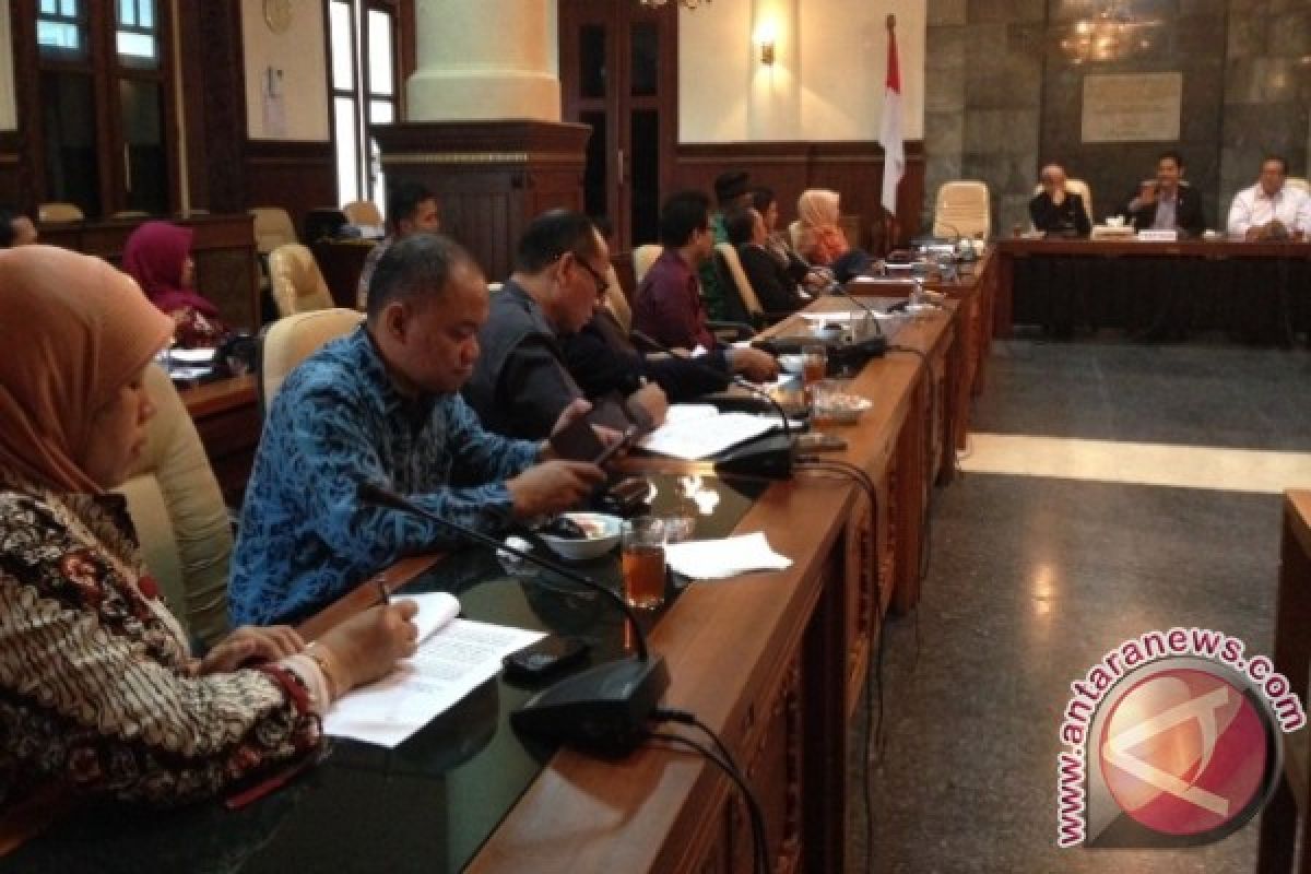 Badan Kehormatan DPRD  Kaltim Kunker Ke Jatim 