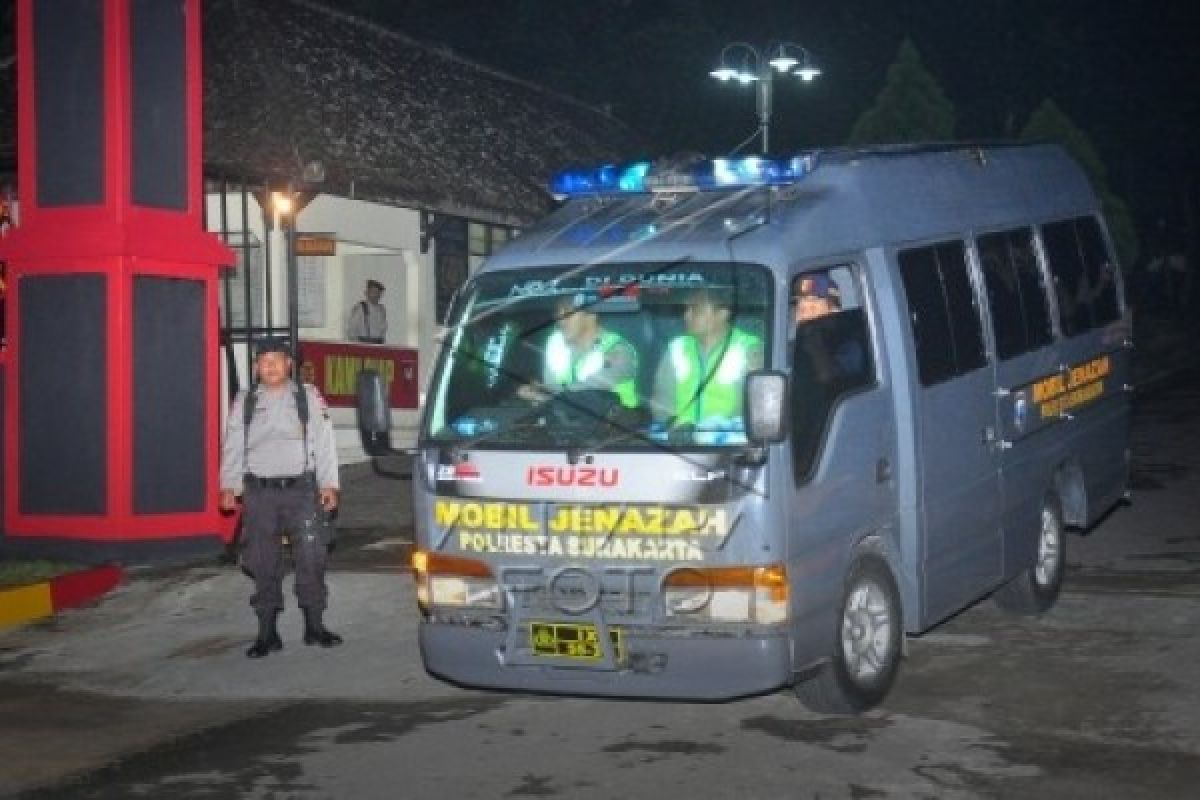 Ambulan Pembawa Jenazah Terpidana Mati Tinggalkan Nusakambangan