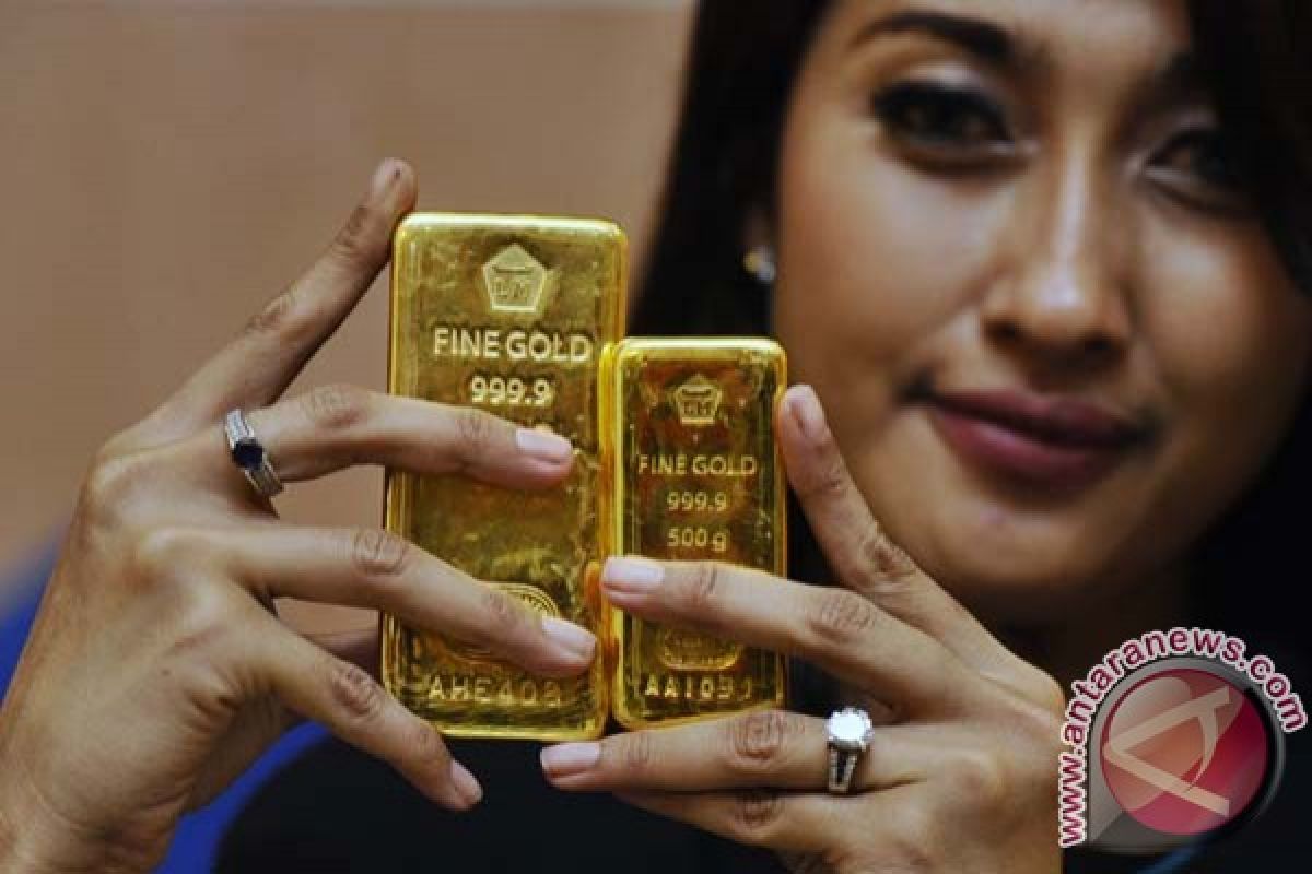 Harga emas naik didorong pelemahan dolar