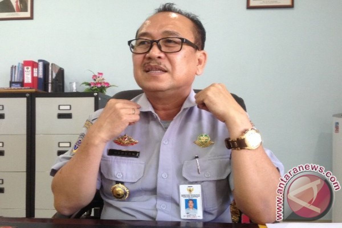 Pegawai Dishub Bandara Sentani diinstruksikan ganti seragam