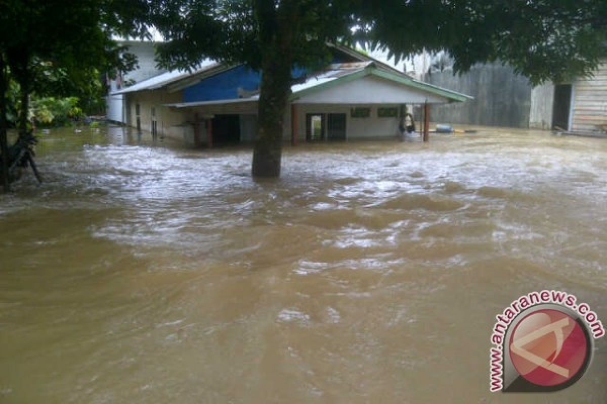 DPRD : Banjir Bengkayang Dipicu Kerusakan Alam