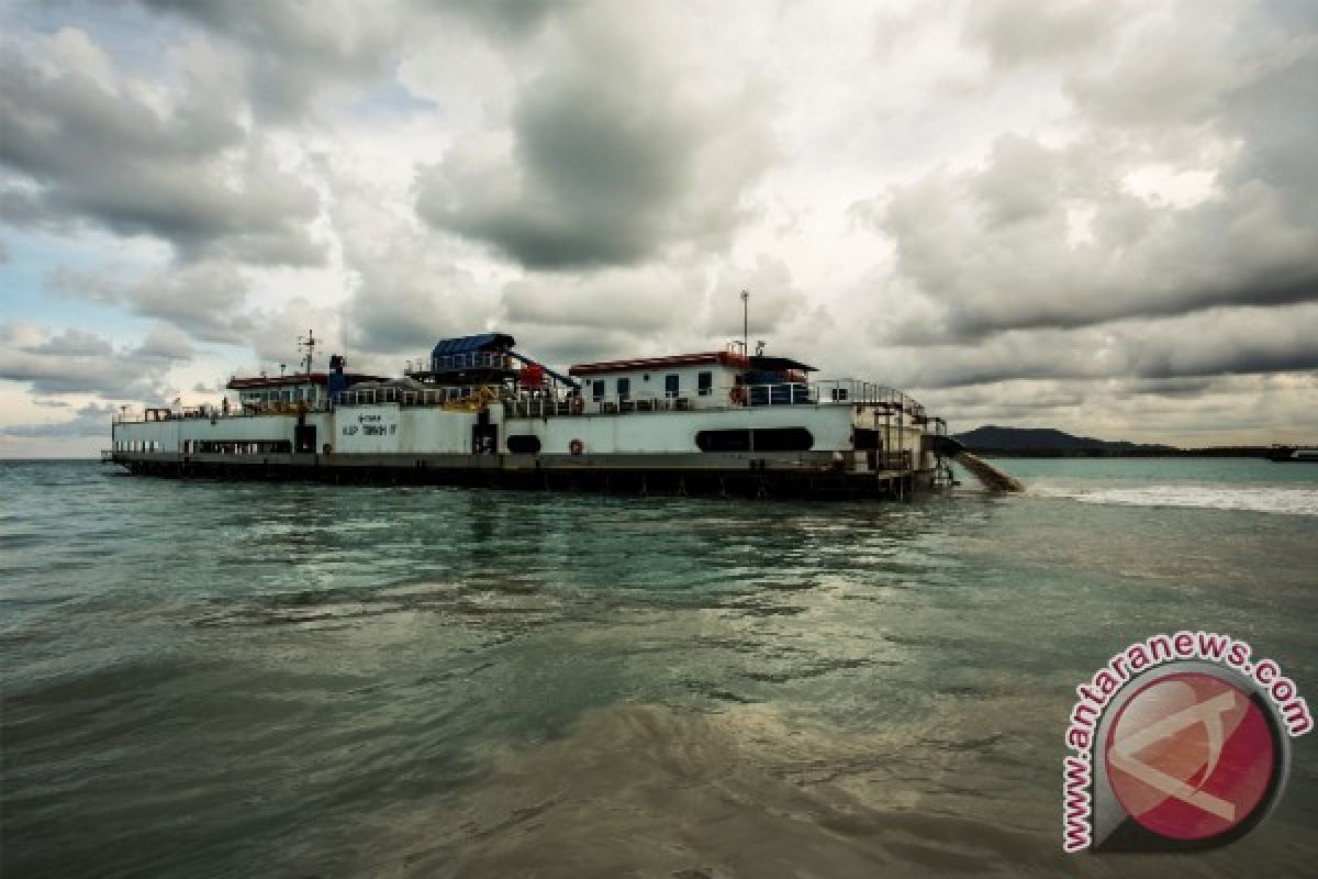 Bupati Belitung Timur Tolak Kapal Isap Timah