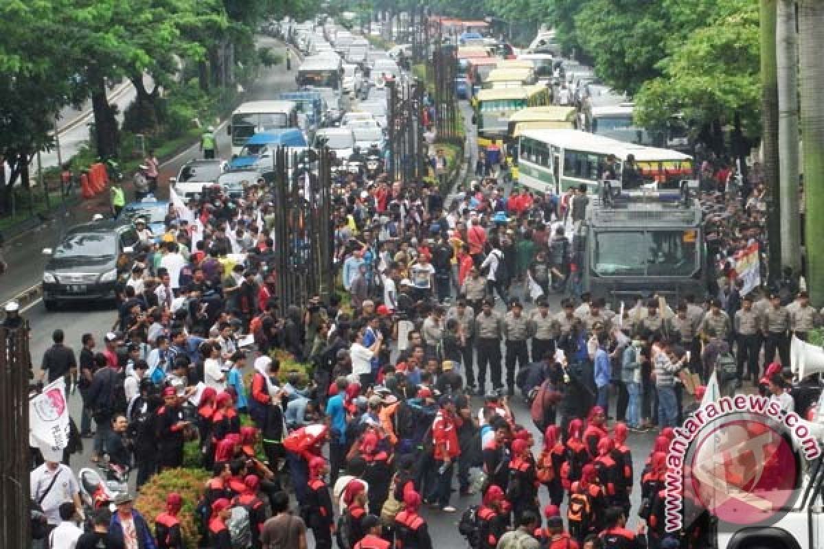 KPK : penahanan Bambang berlawanan dengan ucapan Plt Kapolri