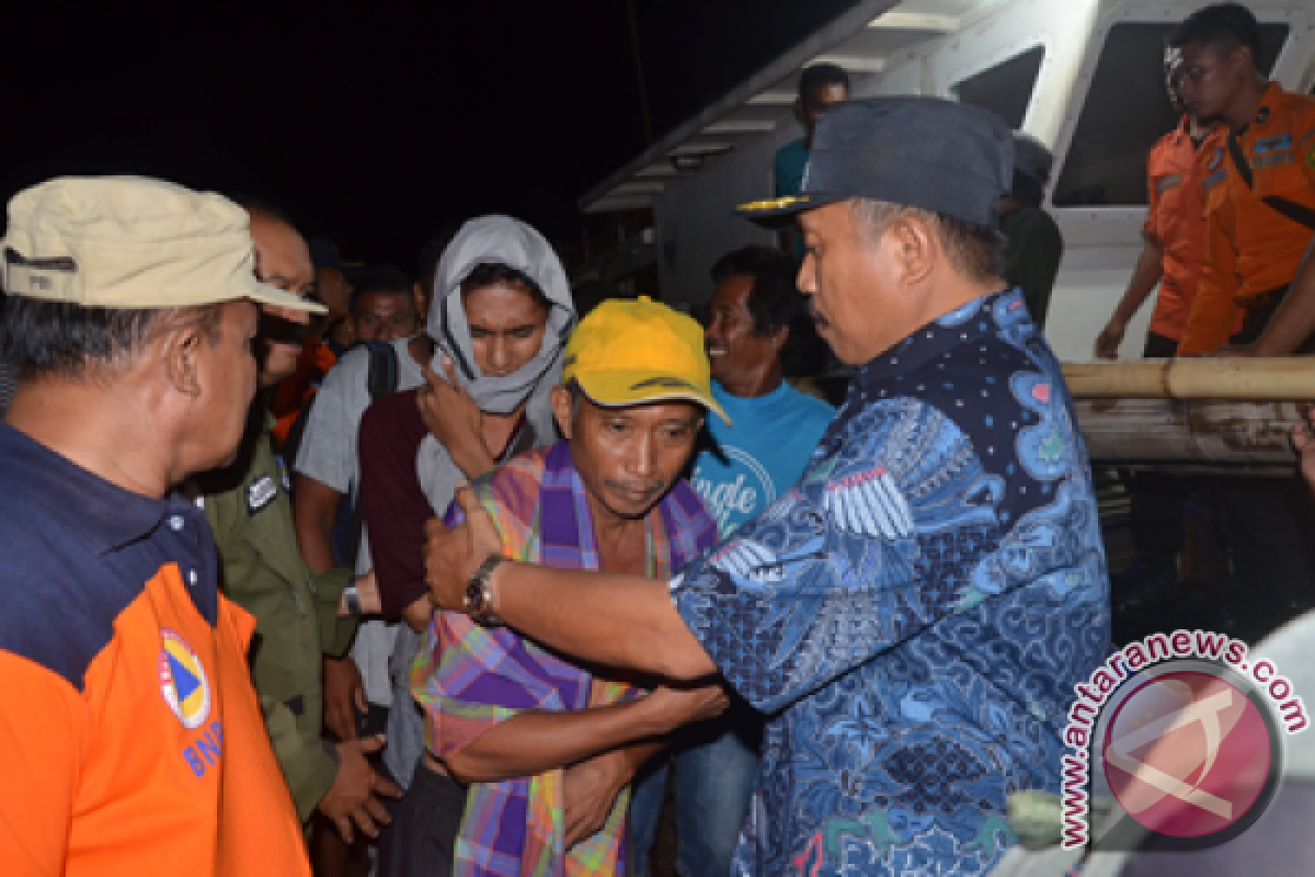  Kapal nelayan tenggelam di Gorontalo, 19 orang selamat