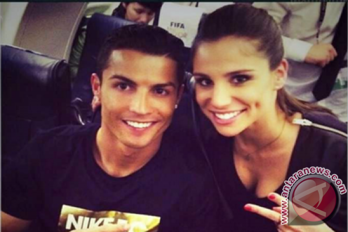 Cristiano Ronaldo Gandeng Pacar Baru Antara News Gorontalo 3625